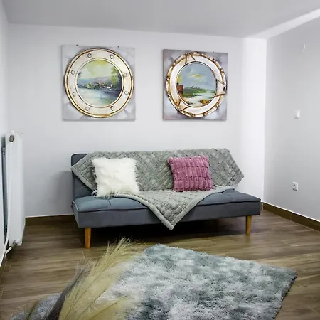 Airbnb - Bella Vista B